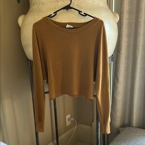 Ribbed Mustard Long Sleeve Top 🥞